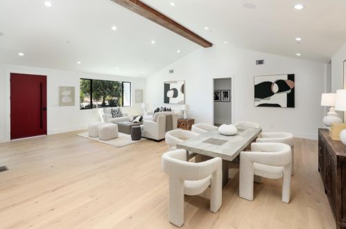 391 Yerba Buena Ave, Los Altos, CA 94022-2150