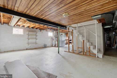 2305 Douglas Ct, Silver Spring MD 20902-4757 exterior