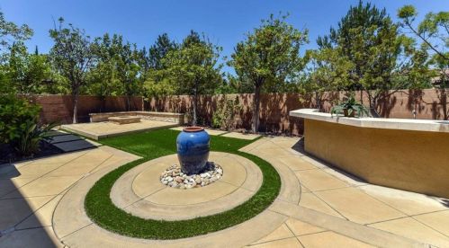 73 Gainsboro, Irvine CA  92620-2187 exterior