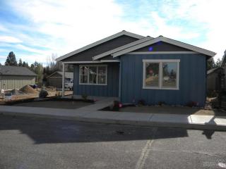 20367 Travelers Pl, Bend, OR 97702-3048