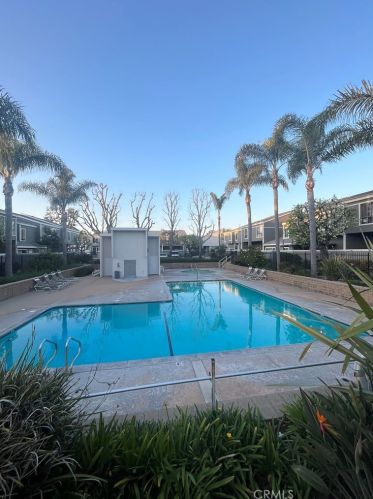2660 Segerstrom Ave, Santa Ana, CA 92704-6555