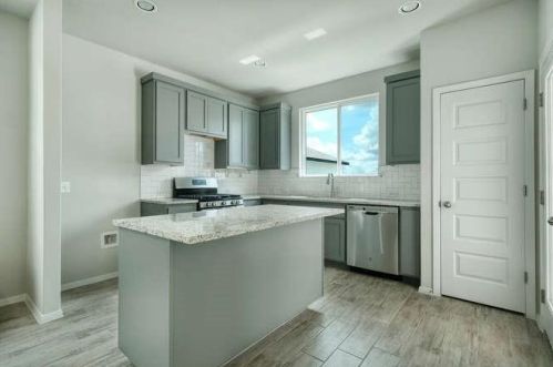 1326 Goforth Rd, Uhland TX  78640-5025 exterior