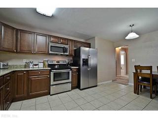364 El Paso Ave, Norfolk, VA 23505-3606