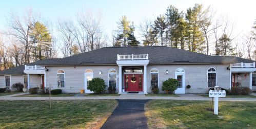 31 Lantern Ln, Kingston, NH 03848-3261