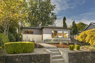 31 44th Ave, Portland, OR 97213-2358