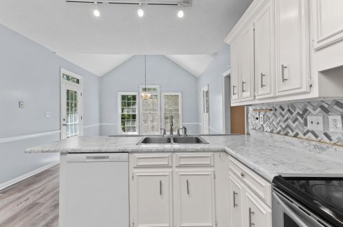 930 Deercrest Cir, Evans GA  30809-4230 exterior