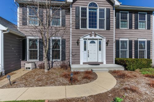 711 Fairway View Dr, Barrington Hills, IL 60102