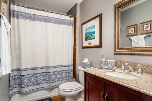 2308 English Ivy Ct, Atlanta GA  30339-6797 exterior