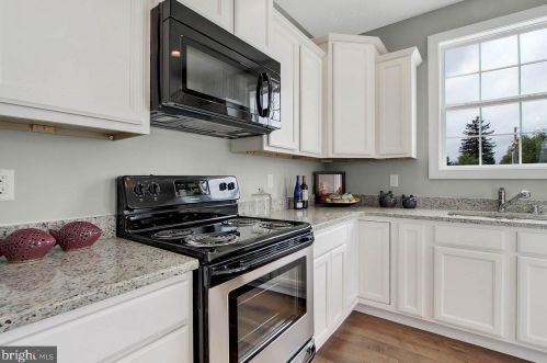 50 Overlook Dr, Hanover PA 17331-7923 exterior