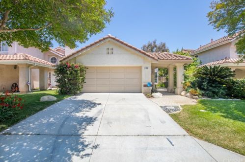 629 Warrendale Ave, Simi Valley, CA 93065-7048