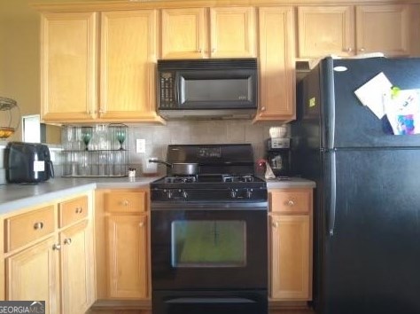 776 Celeste Ln, Atlanta GA  30331-8606 exterior