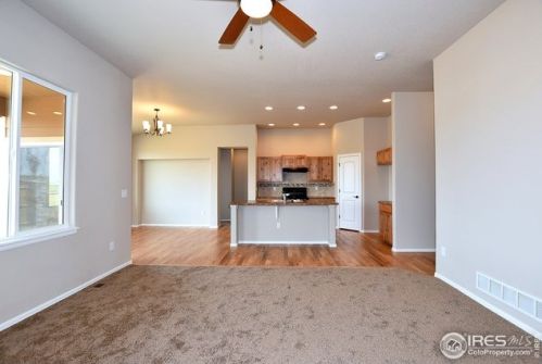 2686 Emerald St, Loveland CO 80537-2013 exterior