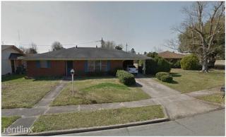 1902 Collegiate Cir, Pine Bluff, AR 71601-2712
