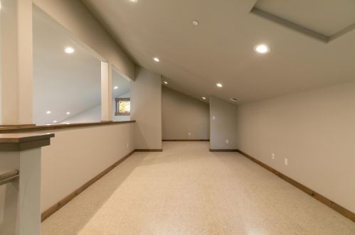 11102 Sitzmark Way, Truckee CA  96161-6131 exterior