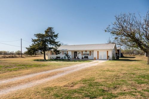 16857 Fm 1816, Nocona, TX 76255-6418