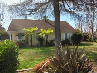 26547 Park Ave, Redlands, CA 92373-6256