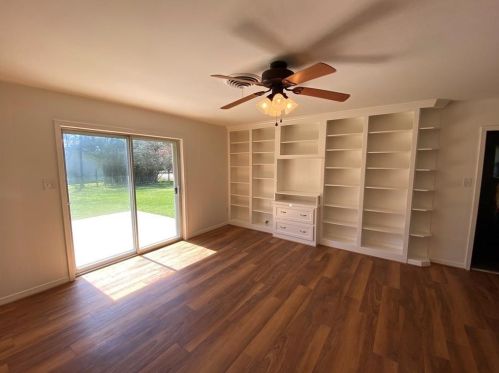 209 Moss Hill Ln, Conroe TX  77303-1746 exterior