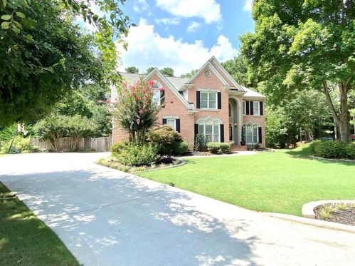 2485 Lynshire Ln, Lithonia, GA 30078-7329