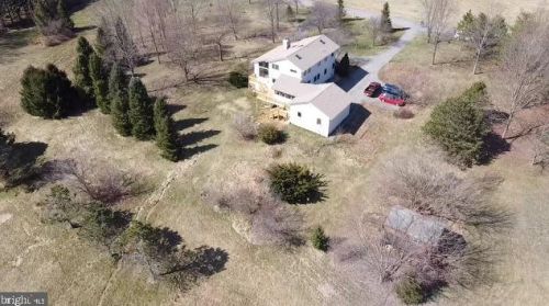 80 Quinn Lea Rd, Harpers Ferry WV 25425-5372 exterior