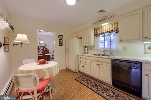 1926 Drexel Ave, Lancaster PA  17602-3302 exterior