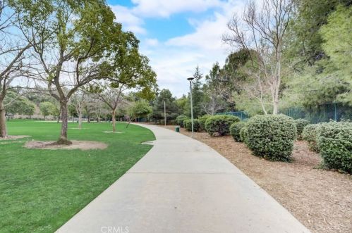 949 Lone Pine Ln, Anaheim CA  92808-2309 exterior