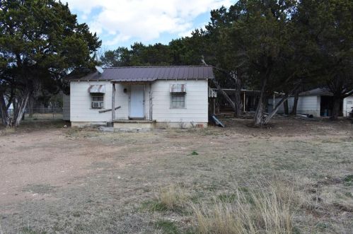 200 Linda Lee Loop, Whitney, TX 76692-4580