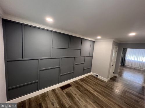 4950 19th St, Philadelphia PA  19112-0017 exterior