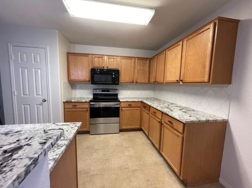 7509 Lazy Spur Blvd, Fort Worth TX  76131-5232 exterior