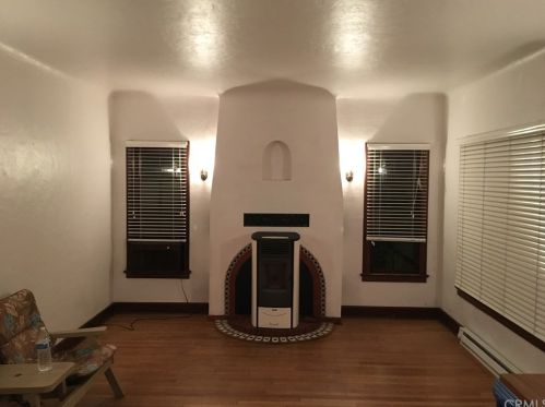 1751 Chestnut St, Redding, CA 96001-1743
