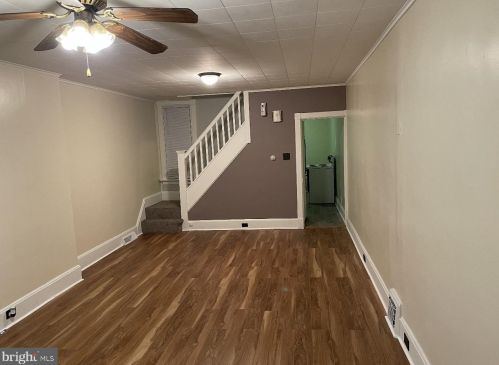 2357 Luce St, Harrisburg, PA 17104-2746