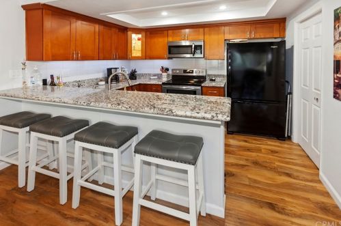 4113 Apricot Dr, Irvine, CA 92618-4404
