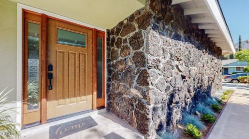 456 Deodara Dr, Altadena, CA 91001-2224