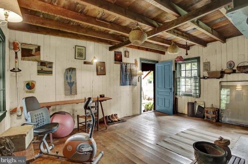 1917 Walnut Bottom Rd, Carlisle PA  17015-9624 exterior