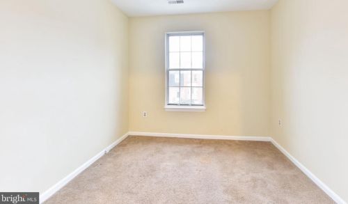 10350 Castlehedge Ter, Silver Spring MD 20902-5808 exterior