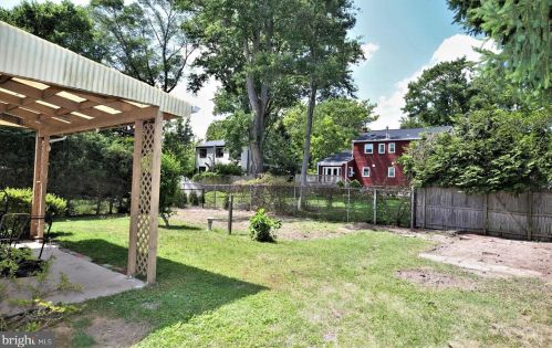 24 Hillside Rd, Princeton NJ  08540-3436 exterior