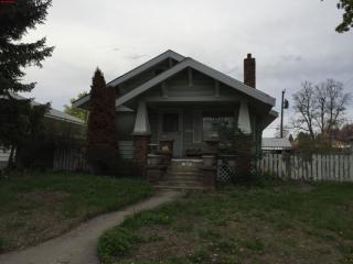 327 Crown Ave, Spokane WA  99207-1313 exterior
