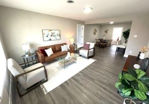 955 Quentin St, Denver, CO 80011-6309