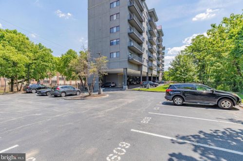 3750 Main St, Philadelphia PA  19127-2108 exterior