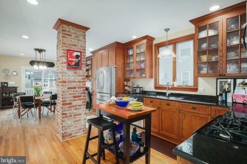 67 Euclid Ave, Haddonfield NJ 08033-2553 exterior