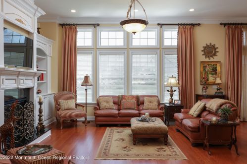 9 Majestic Dr, Tinton Falls NJ 07724-4760 exterior