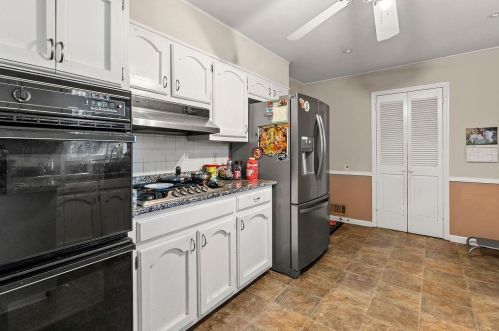 1545 Kadleston Way, Atlanta GA  30319-2507 exterior