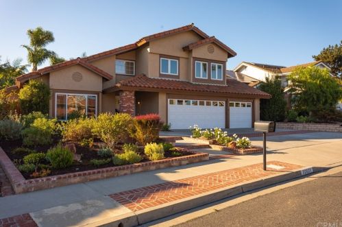 32821 Leah Dr, Dana Point, CA 92629-1064