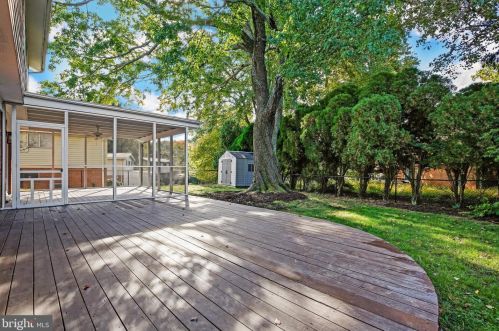 112 Blf Ter, Silver Spring MD 20902-3103 exterior