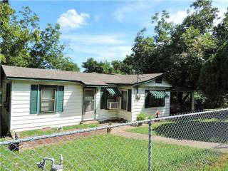 1719 Vancel St, Arkoma, OK 74901-3729