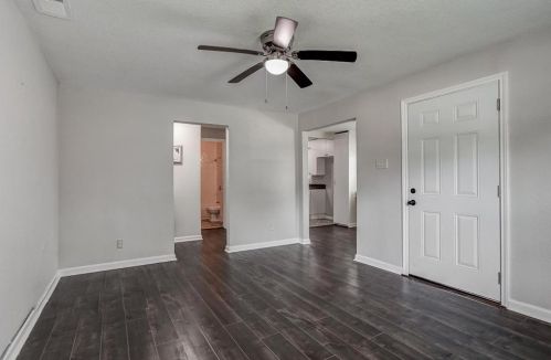 3316 Townsend Dr, Fort Worth TX  76110-3720 exterior