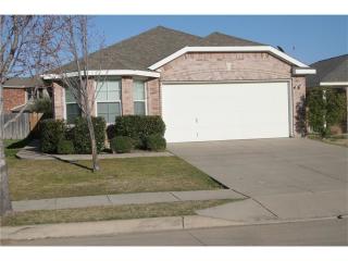 8924 Highland Orchard Dr, Fort Worth TX  76179-8114 exterior