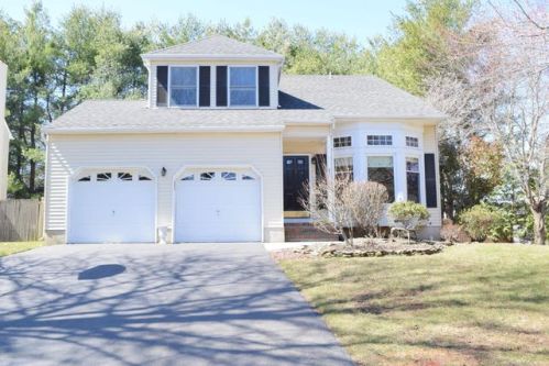 47 Brady Rd, Red Bank, NJ 07702