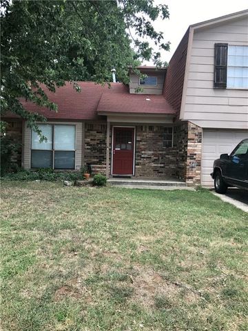 507 Forster Dr, Mustang, OK 73064-3509