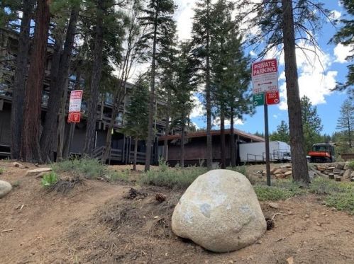 2000 Village Dr, Truckee CA  exterior