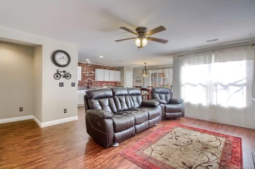 15972 Nichols Ave, Englewood CO 80112-4640 exterior